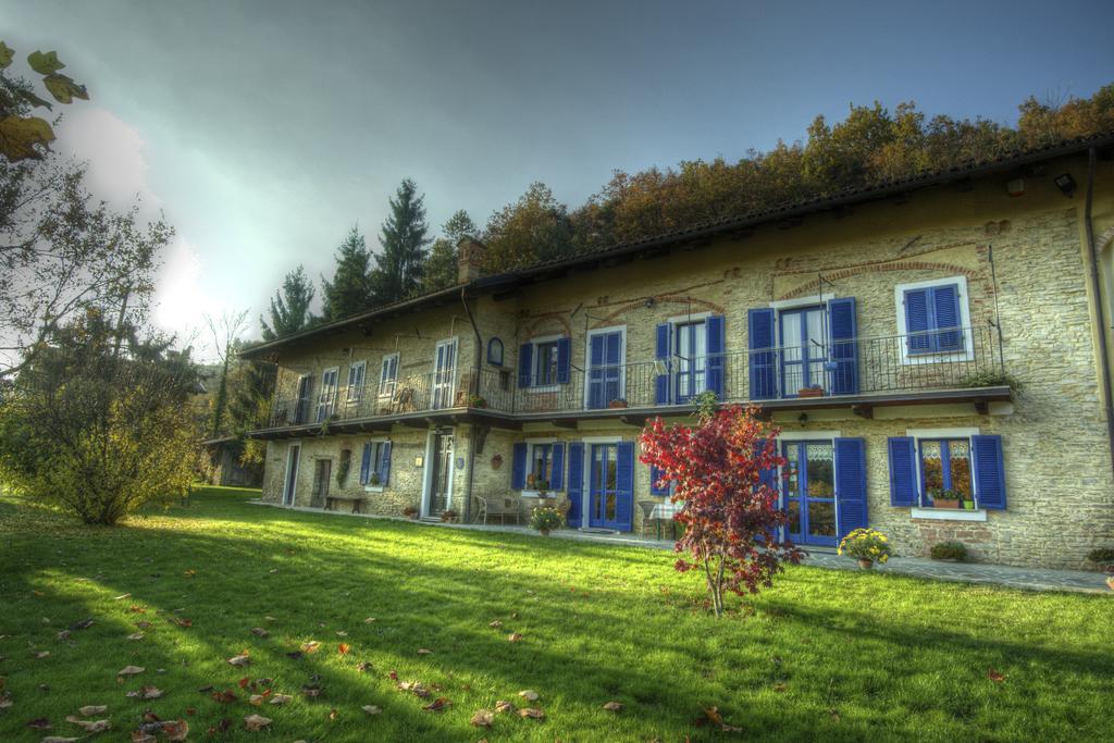 B&B Il Sole Delle Rive Sinio Екстериор снимка